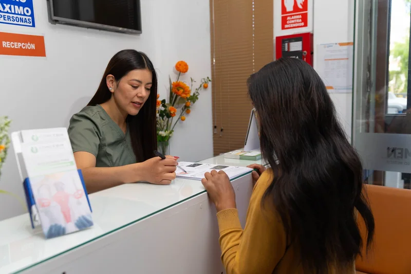 Orientación en recepción de CM del Carmen